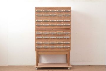 レトロ家具　昭和レトロ　KIHARA　小物収納にうってつけのナラ材製ネームプレート付きカードケース(引き出し、チェスト、図書館、図書室、店舗什器)(R-049472)