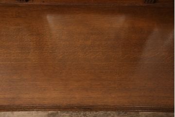 アンティーク家具　イギリスアンティーク　クラシカルな佇まいが魅力!三面鏡にもなるドレッサー(鏡台、化粧台、ミラー)(R-049473)