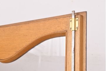 フランスアンティーク　優美なレリーフが上品な印象を高めるオーク材製キャビネット(収納棚、戸棚、飾り棚、本箱、ブックケース)(R-049474)