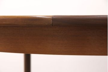 イギリスヴィンテージ　G-PLAN(ジープラン)　チーク材　木の温もり感じるエクステンションテーブル(ダイニングテーブル、ラウンドテーブル、ビンテージ)(R-049478)