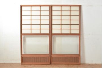 アンティーク建具　昭和中期　レトロガラス入り　腰板がアクセントの障子戸2枚セット(建具、引き戸、ガラス帯戸)(R-049482)