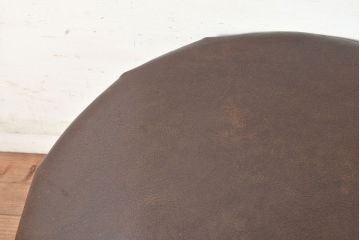 ビンテージ家具　北欧家具　格好いいインテリアとして、雰囲気づくりにおすすめなデンマーク製のオットマン(丸椅子、合皮、ディスプレイ、スツール、イス、ヴィンテージ)(R-049490)