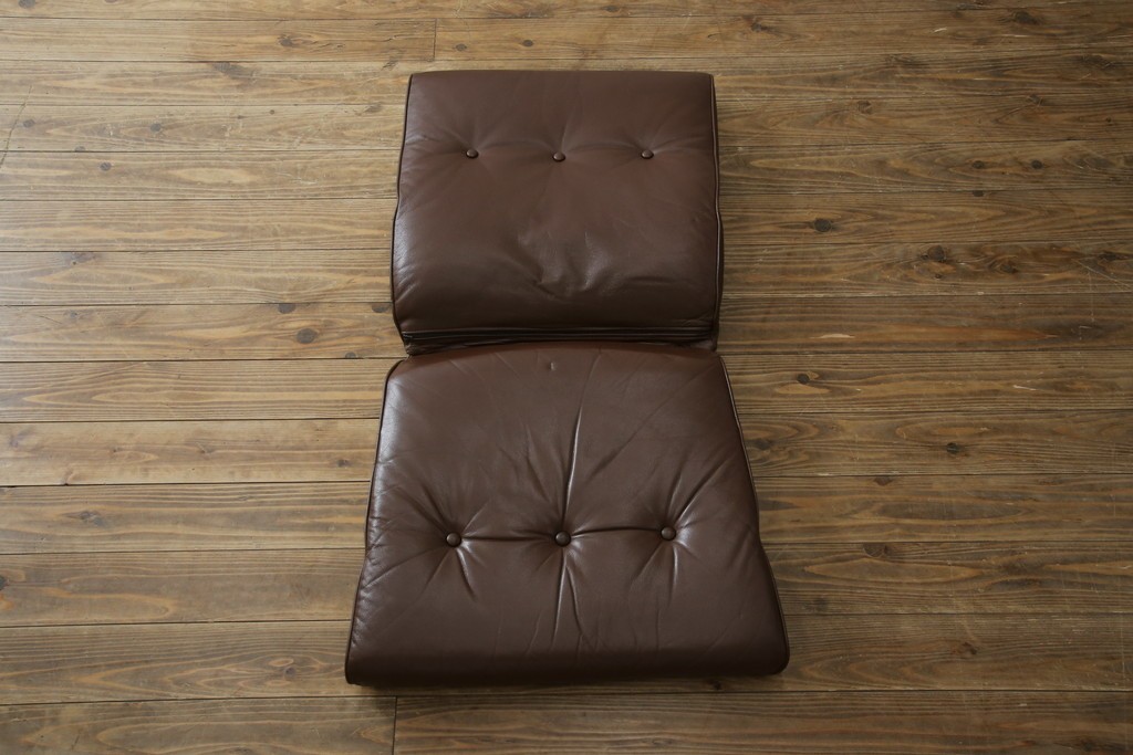 ヴィンテージ家具　北欧家具　デンマーク　ビーチ材　大人の格好いい空間を演出するイージーチェア　(R-049493)