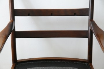 ヴィンテージ家具　北欧家具　デンマーク　ビーチ材　大人の格好いい空間を演出するイージーチェア　(R-049493)