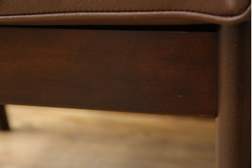 ヴィンテージ家具　北欧家具　デンマーク　ビーチ材　大人の格好いい空間を演出するイージーチェア　(R-049493)