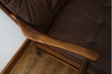 ヴィンテージ家具　北欧家具　デンマーク　ビーチ材　大人の格好いい空間を演出するイージーチェア　(R-049493)