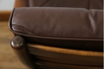 ヴィンテージ家具　北欧家具　デンマーク　ビーチ材　大人の格好いい空間を演出するイージーチェア　(R-049493)