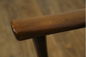 ヴィンテージ家具　北欧家具　デンマーク　ビーチ材　大人の格好いい空間を演出するイージーチェア　(R-049493)