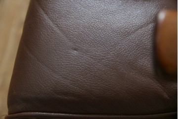 ヴィンテージ家具　北欧家具　デンマーク　ビーチ材　大人の格好いい空間を演出するイージーチェア　(R-049493)