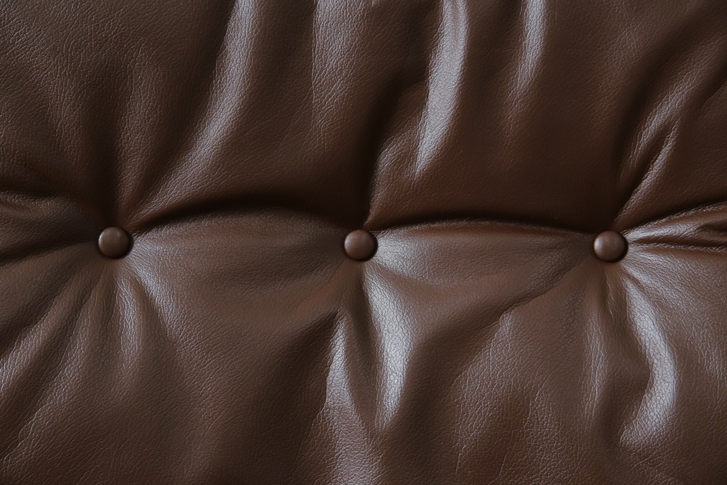 ヴィンテージ家具　北欧家具　デンマーク　ビーチ材　大人の格好いい空間を演出するイージーチェア　(R-049493)