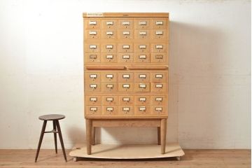 レトロ家具　昭和レトロ　KIHARA　レトロな小物収納におすすめのナラ材製ネームプレート付きカードケース(引き出し、チェスト、図書館、図書室)(R-049499)