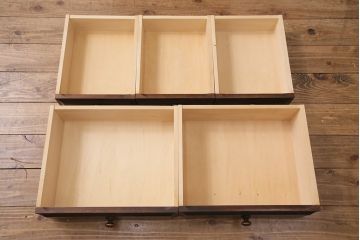 中古　北海道民芸家具　HM160K　洗練された佇まいが上品な食器棚(本箱、収納棚、飾り棚、キャビネット)(R-049503)