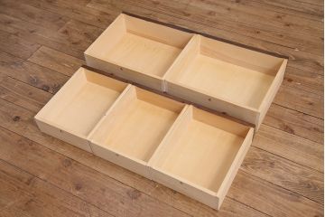 中古　北海道民芸家具　HM160K　洗練された佇まいが上品な食器棚(本箱、収納棚、飾り棚、キャビネット)(R-049503)