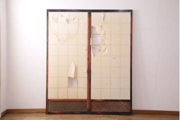 アンティーク建具　昭和初期　漆塗り　希少!腰板の凝ったつくりが魅力の障子戸2枚セット(引き戸、建具)(R-049505)
