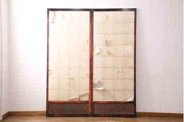 アンティーク建具　昭和初期　漆塗り　希少!腰板の凝ったつくりが魅力の障子戸2枚セット(引き戸、建具)(R-049518)