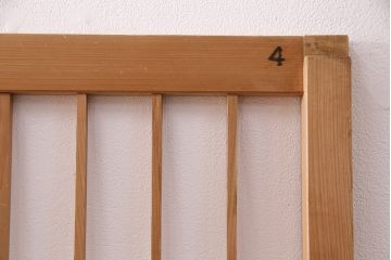 アンティーク建具　昭和初期　ダイヤガラス　素朴な木の風合いが味わい深い縦額入り障子戸4枚セット(引き戸、建具)(R-049520)