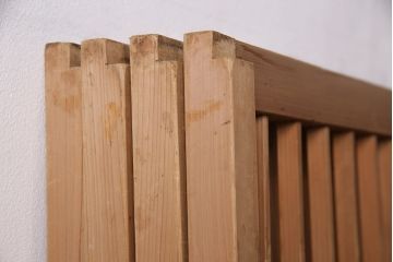 アンティーク建具　昭和初期　ダイヤガラス　素朴な木の風合いが味わい深い縦額入り障子戸4枚セット(引き戸、建具)(R-049520)