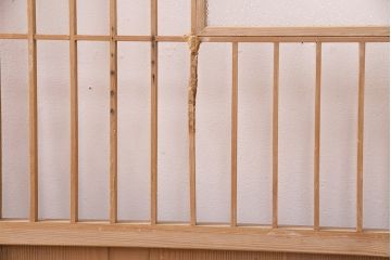 アンティーク建具　昭和初期　ダイヤガラス　素朴な木の風合いが味わい深い縦額入り障子戸4枚セット(引き戸、建具)(R-049520)