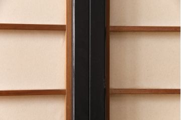 アンティーク建具　昭和中期　漆塗り　和モダンな空間づくりにおすすめの障子戸4枚セット(引き戸、建具)(R-049522)