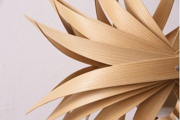 中古　展示品　未使用品　Hanabi-f　花火をモチーフにしたお洒落なスタンドライト(スタンド照明、フロアスタンド)(定価約75000円)(R-049542)