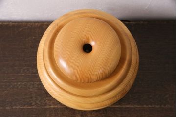 新古　未使用展示品　未使用　照明作家　谷俊幸作　MOCORO(モコロ)　個性的なデザインが目を引くスタンド照明(スタンドライト、卓上照明)(定価約42000円)(R-049544)