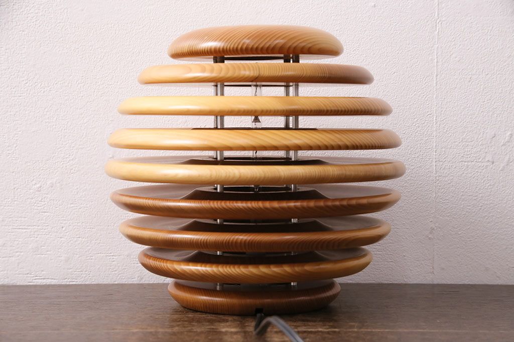 新古　未使用展示品　未使用　照明作家　谷俊幸作　MOCORO(モコロ)　個性的なデザインが目を引くスタンド照明(スタンドライト、卓上照明)(定価約42000円)(R-049544)