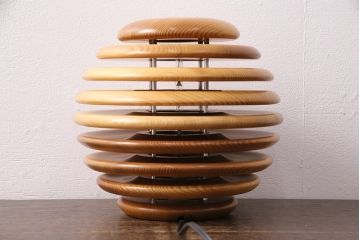 中古　展示品　未使用　照明作家　谷俊幸作　MOCORO(モコロ)　個性的なデザインが目を引くスタンド照明(スタンドライト、卓上照明)(定価約42000円)(R-049544)