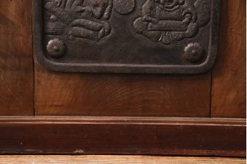アンティーク建具　腰板ケヤキ材・その他ヒノキ材　明治期の古い蔵戸(格子戸、玄関戸、引き戸、建具)(R-049547)