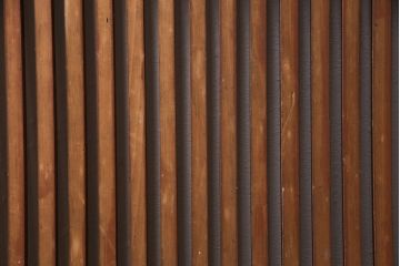 アンティーク建具　腰板ケヤキ材・枠ヒノキ材　明治期の古い蔵戸(格子戸、玄関戸、引き戸、建具)(R-049548)