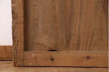 アンティーク建具　腰板ケヤキ材・枠ヒノキ材　明治期の古い蔵戸(格子戸、玄関戸、引き戸、建具)(R-049548)