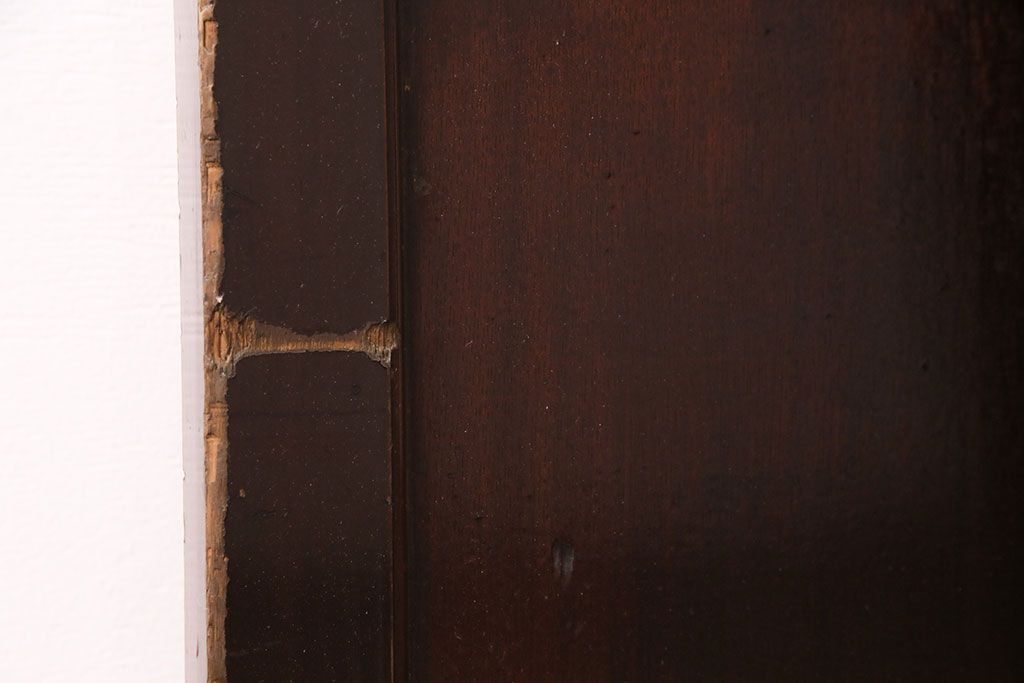 アンティーク建具　ヒノキ材　金網がおしゃれな蔵戸(きつね格子、狐格子、格子入り蔵戸、引き戸、玄関戸、格子戸、マス目、升目)(R-049549)