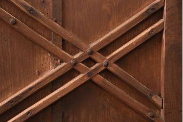 アンティーク建具　総ケヤキ材　凝ったデザインの珍しい蔵戸(格子戸、玄関戸、引き戸、建具)(R-049550)