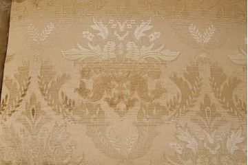 中古　DREXEL HERITAGE(ドレクセルヘリテイジ)　優雅なくつろぎのひとときを演出する3シートクッションソファ(3人掛け)(R-049551)