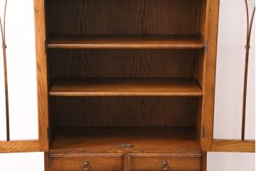 中古　美品　インテリアえぞ(EZO)製　新グレースシリーズ　イギリスアンティークを彷彿とさせる書棚88M(定価20万円)(ブックケース、本箱、戸棚)(R-049553)