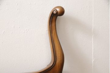 中古　DREXEL HERITAGE(ドレクセルヘリテージ)　Touraine(ツーレイン)　猫脚のデザインがアクセントのベッド(シングル、セミダブル)(定価約80万円)(R-049555)