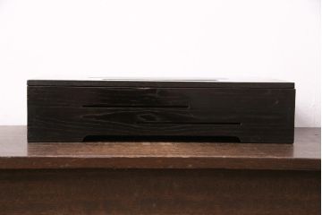 和製アンティーク　総栗材　漆塗りが上質な雰囲気を高める収納箱(木箱、小物収納)(R-049560)
