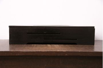 和製アンティーク　総栗材　漆塗り　和の趣溢れるインテリアにおすすめの収納箱(木箱、小物収納)(R-049561)