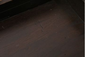 和製アンティーク　総栗材　漆塗り　上品な透かしの意匠がアクセントの収納箱(木箱、小物収納)(R-049562)