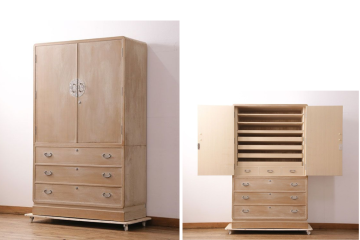 中古　伝統工芸品　加茂産　気品漂う佇まいが魅力的な総桐箪笥　(R-049566)