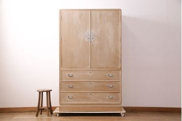 中古　伝統工芸品　加茂産　気品漂う佇まいが魅力的な総桐箪笥(胴厚、総桐たんす、着物タンス、衣装箪笥)(R-049566)