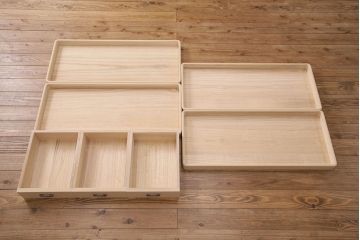 中古　伝統工芸品　加茂産　気品漂う佇まいが魅力的な総桐箪笥(胴厚、総桐たんす、着物タンス、衣装箪笥)(R-049566)