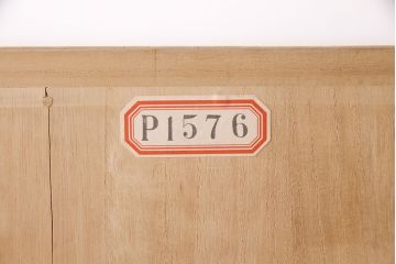 中古　伝統工芸品　加茂産　気品漂う佇まいが魅力的な総桐箪笥(胴厚、総桐たんす、着物タンス、衣装箪笥)(R-049566)