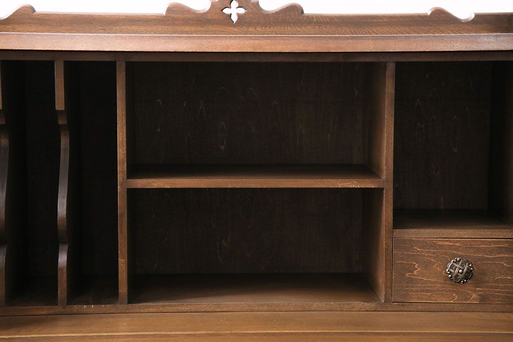 中古　美品　永田良介商店製　幾何学模様が目を引く!クラシカルな雰囲気を醸しだすライティングビューロー(簿記机、在宅ワーク、在宅用ワークデスク)(定価約54万円)(R-049567)