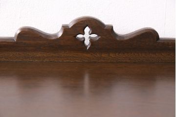 中古　美品　永田良介商店製　幾何学模様が目を引く!クラシカルな雰囲気を醸しだすライティングビューロー(簿記机、在宅ワーク、在宅用ワークデスク)(定価約54万円)(R-049567)