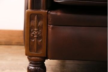 ビンテージ家具　カリモク家具(karimoku)　渋い雰囲気が格好良い!昭和レトロな佇まいが魅力の3人掛けソファ(アームソファ、ヴィンテージ)(R-049570)