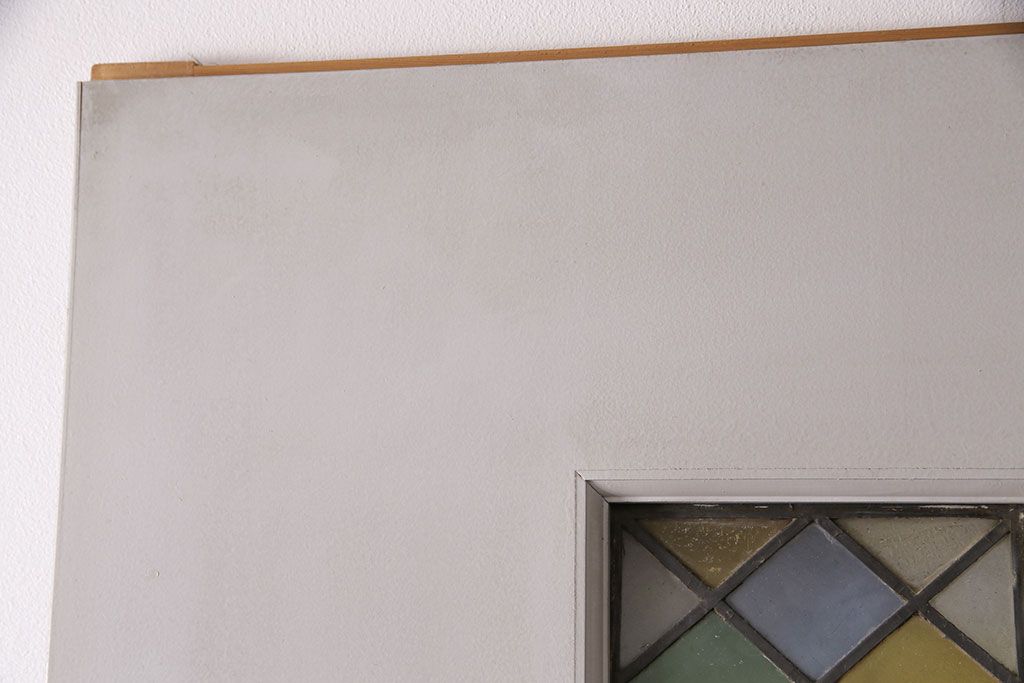 中古建具　アンティークのステンドグラスをはめ込んだ大きな引き戸1枚　(R-049574)