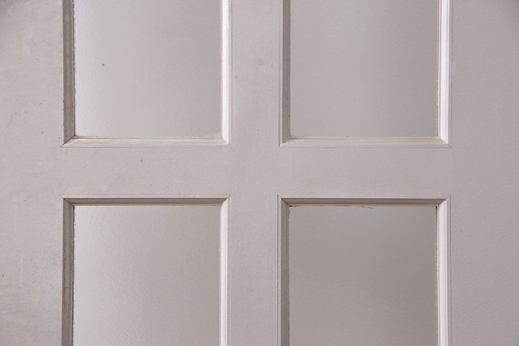 中古建具　アンティークのステンドグラスをはめ込んだ大きな引き戸1枚　(R-049574)