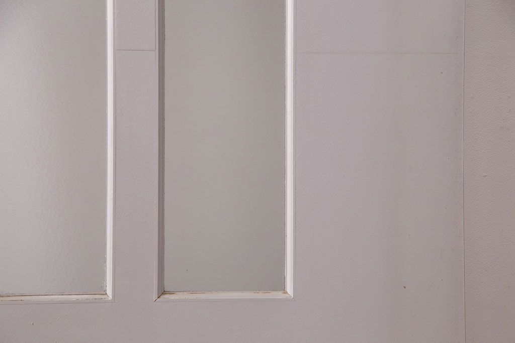 中古建具　アンティークのステンドグラスをはめ込んだ大きな引き戸1枚　(R-049574)