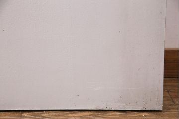 中古建具　アンティークのステンドグラスをはめ込んだ大きな引き戸1枚　(R-049574)