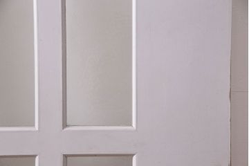 中古建具　アンティークのステンドグラスをはめ込んだ大きな引き戸1枚　(R-049574)